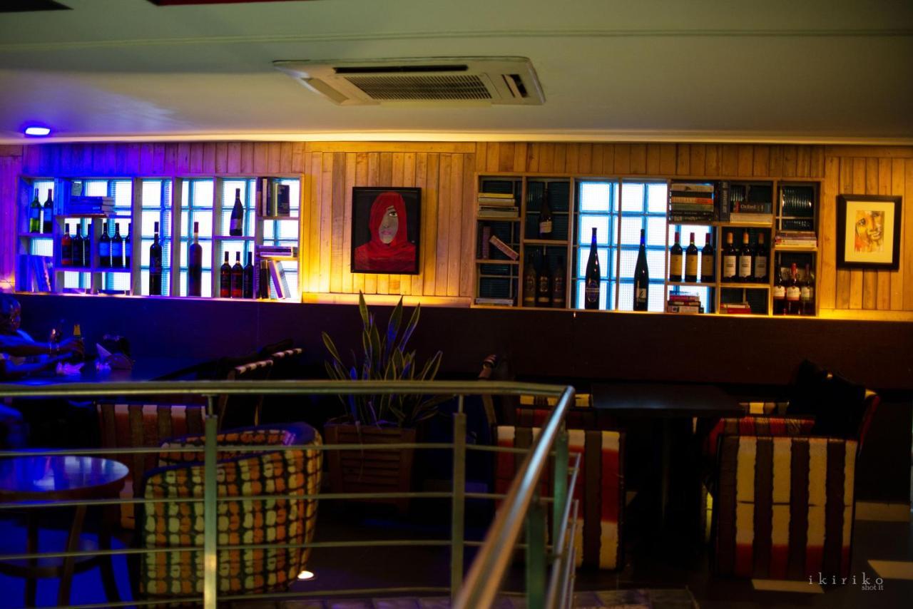 The Crib Lifestyle Hotel Port Harcourt Buitenkant foto